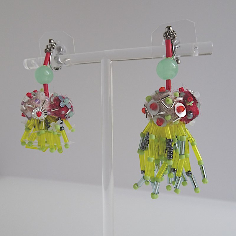 Botanical 耳环 - 耳环/耳夹 - 半宝石 红色