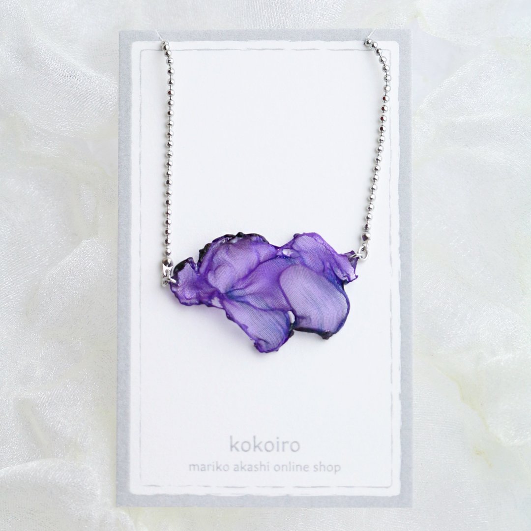 Violet autumn colored organza art necklace - 项链 - 其他人造纤维 紫色