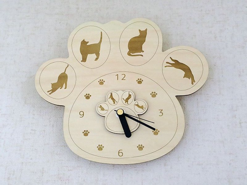 Paw Clock Wooden Wall Clock with Cat Silhouette Christmas Gift - 时钟/闹钟 - 木头 咖啡色