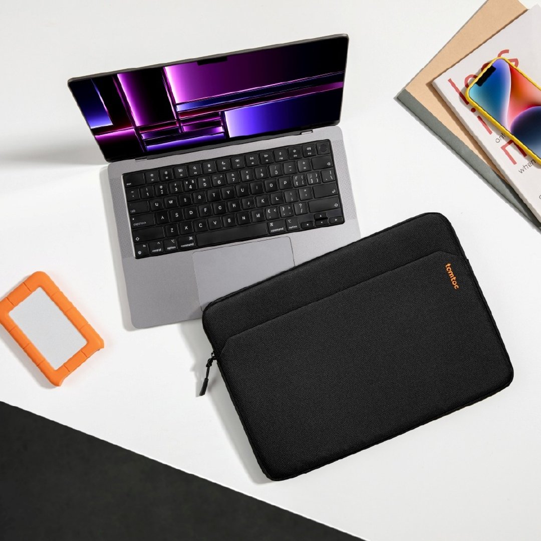 tomtoc 轻靓防护二代笔电包 黑，适用 13-14 寸 MacBook Pro/Air/Neo - 电脑包 - 聚酯纤维 黑色