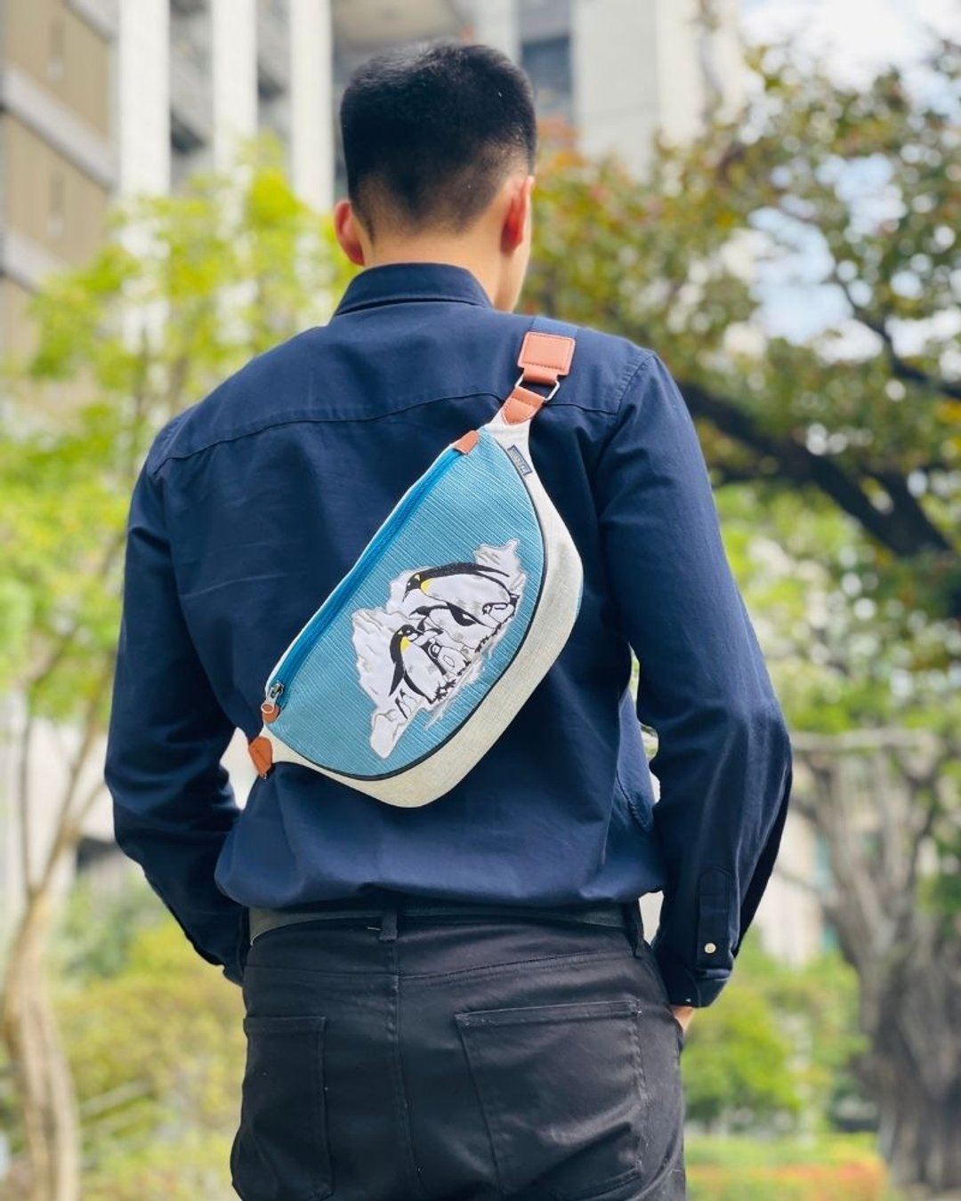 广富号 帆布包 礼品 极地企鹅单挂肩  胸包 - 侧背包/斜挎包 - 其他材质 蓝色