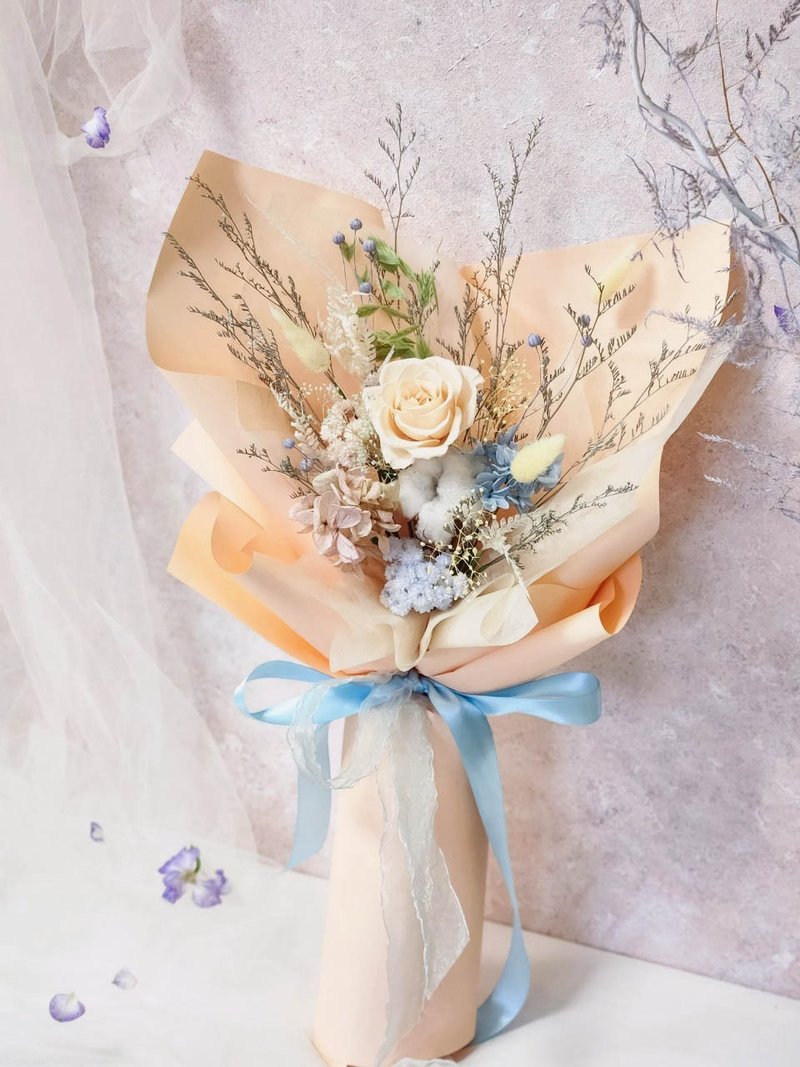 蜜桃香槟永生玫瑰花束 情人节花束 求婚花束 蜜桃色玫瑰花束 - 干燥花/捧花 - 植物．花 多色