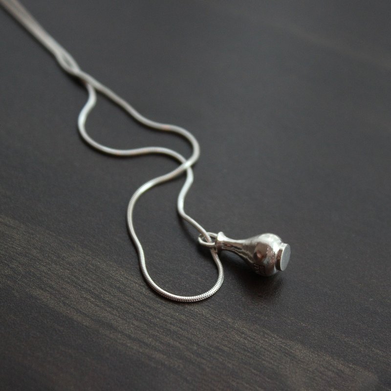 白瓷吊坠项链 02 - 项链 - 纯银 银色