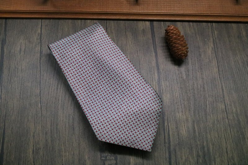 红色编织纹真丝领带/窄版绅士necktie - 领带/领带夹 - 丝．绢 多色