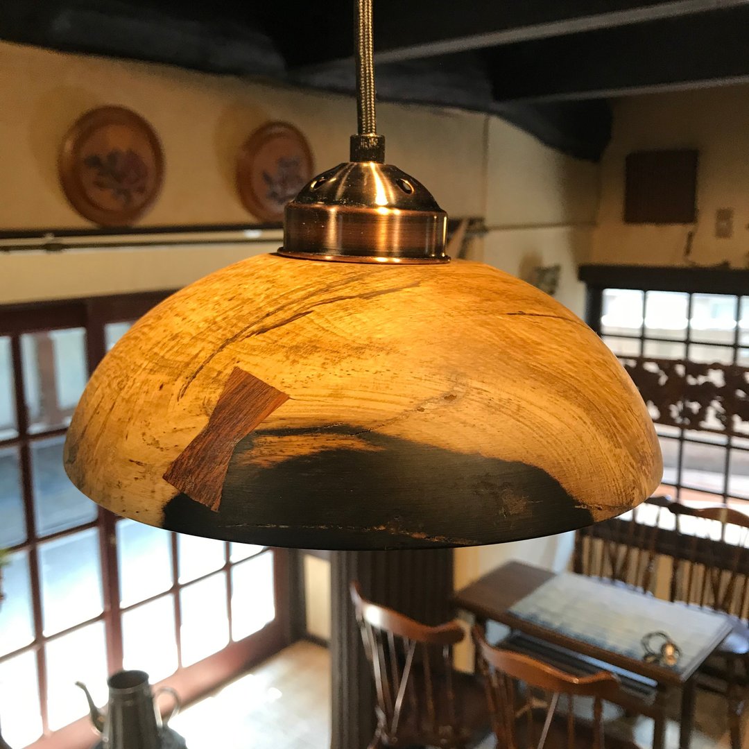 Pendant light made by Persimmon tree 1 - 灯具/灯饰 - 木头 卡其色