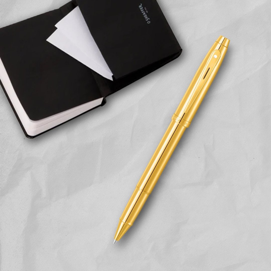 【SHEAFFER】100 系列 PVD 金色钢珠笔+A6 笔记本礼盒 免费刻字 - 钢珠笔 - 其他金属 金色