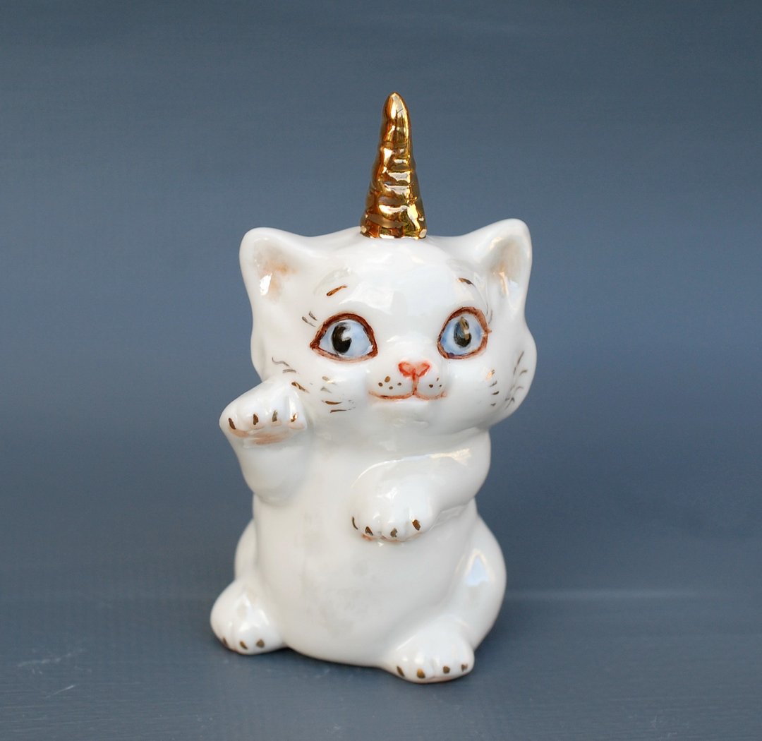 Unicorn cat Porcelain figurine Caticorn Winged cat Animal hybrid - 摆饰 - 瓷 白色