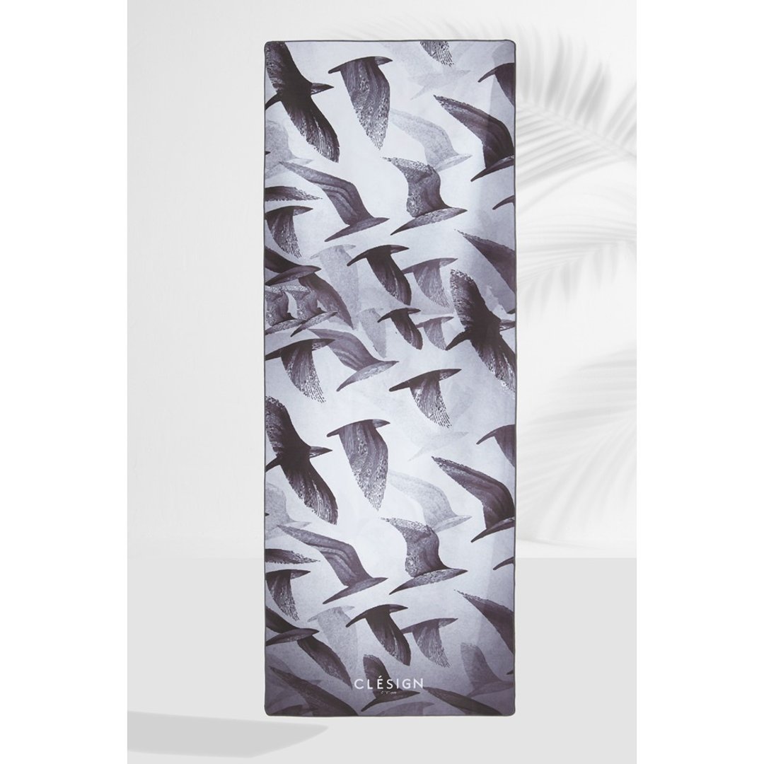 【Clesign】OSE YOGA TOWEL 瑜珈铺巾 - D10 Free Bird - 瑜珈垫 - 聚酯纤维 多色