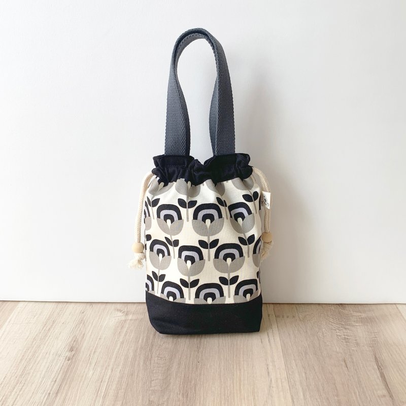 【River】小束口手提袋/日本布料/郁金香-白 - 手提包/手提袋 - 棉．麻 白色