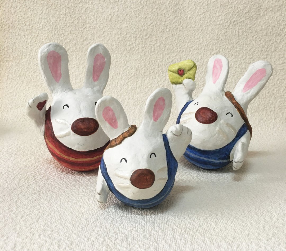 Wobble handcraft dolls / A happy rabbit family  ( 1 set = 3 pieces) - 摆饰 - 环保材料 蓝色
