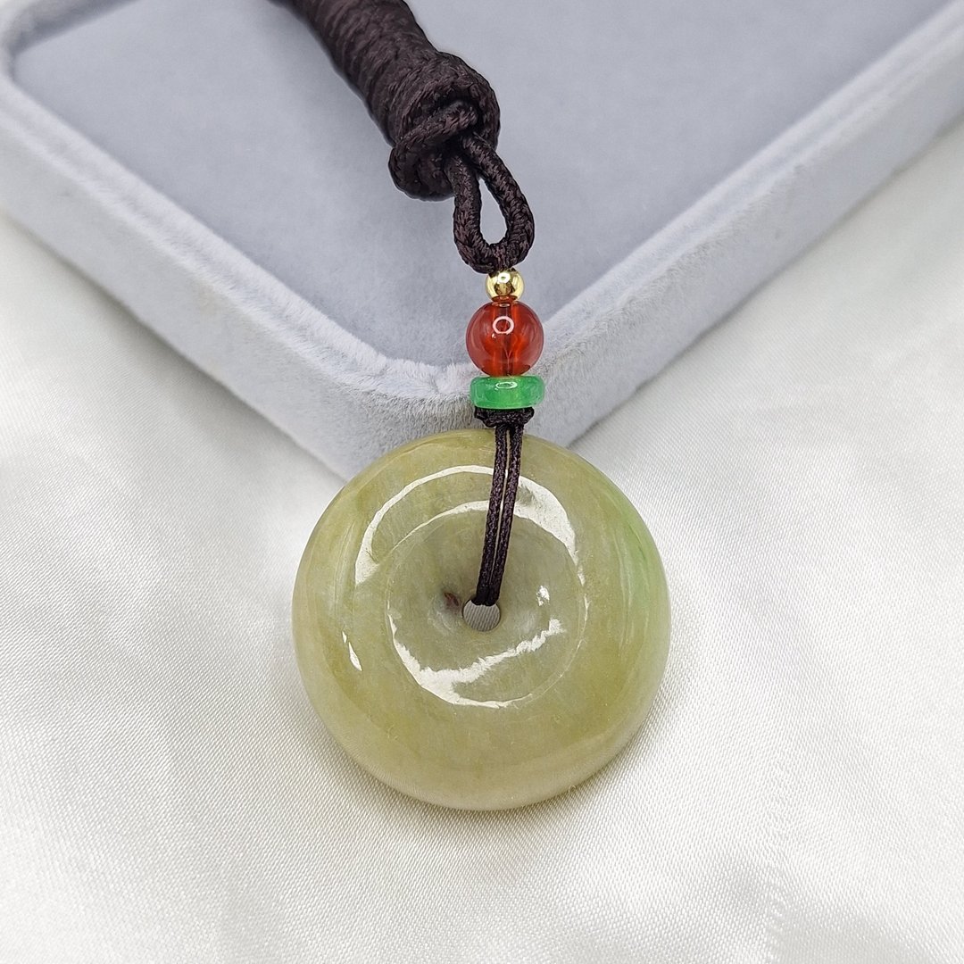 天然浓黄翡飘绿花 平安扣吊坠 | 天然缅甸玉A货翡翠 - 项链 - 玉石 