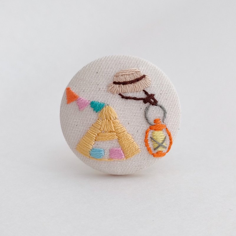 露营道具刺绣徽章 - 胸针 - 棉．麻 黄色