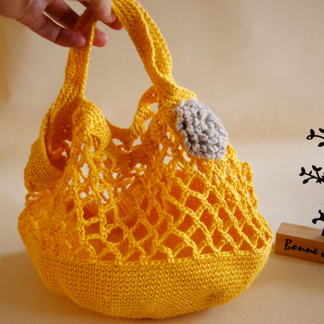 毛线编织手作礼物 浅灰绣球花/烟火花  鲜艳黄台湾苎麻篓空购物包 - 手提包/手提袋 - 其他材质 黄色