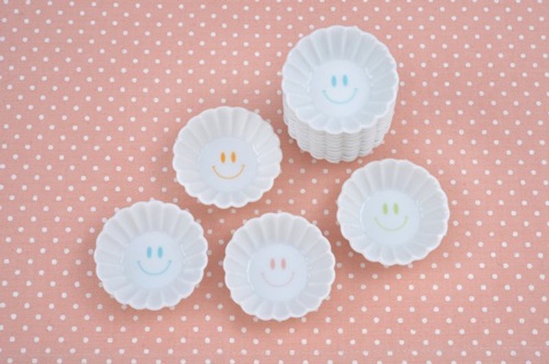 SMILE CUP(PETITE)   GREEN - 浅碟/小碟子 - 瓷 绿色