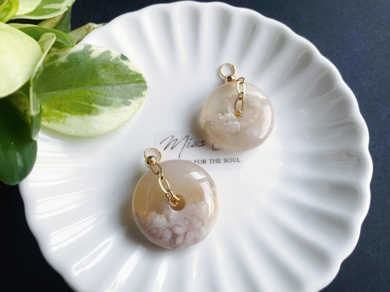 樱花玛瑙 厚庄 平安扣 透白小花 礼物 饰品 包挂 项链 生日 - 项链 - 水晶 白色