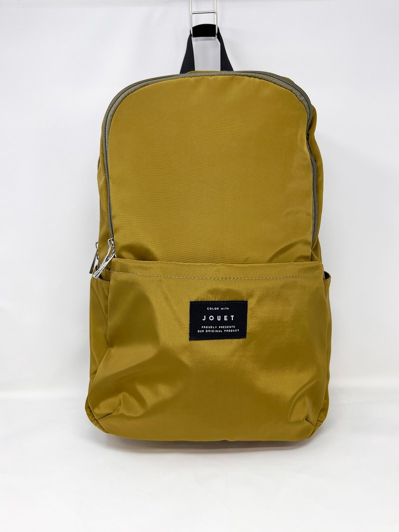 日本BEEM_10pocket微光泽休闲后背包 - 后背包/双肩包 - 其他材质 卡其色