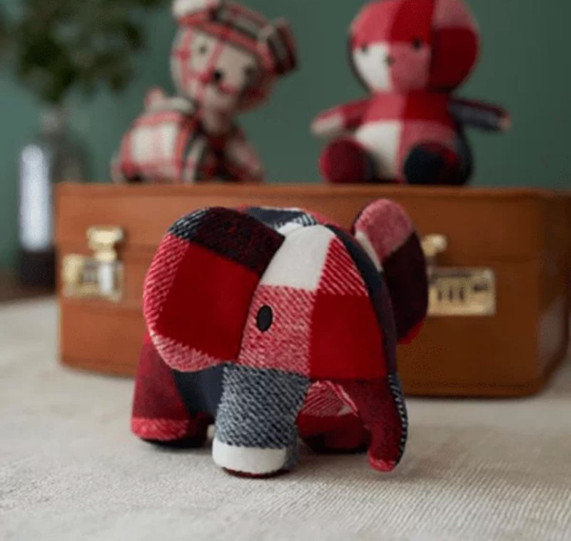 Elephant 格纹红蓝大象 - 玩具/玩偶 - 棉．麻 多色