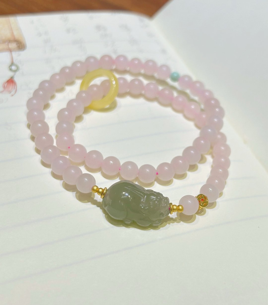 6mm天然和阗玉/和田玉-藕粉玉 和田玉貔貅蜜蜡跑环设计双圈手串s - 手链/手环 - 宝石 粉红色