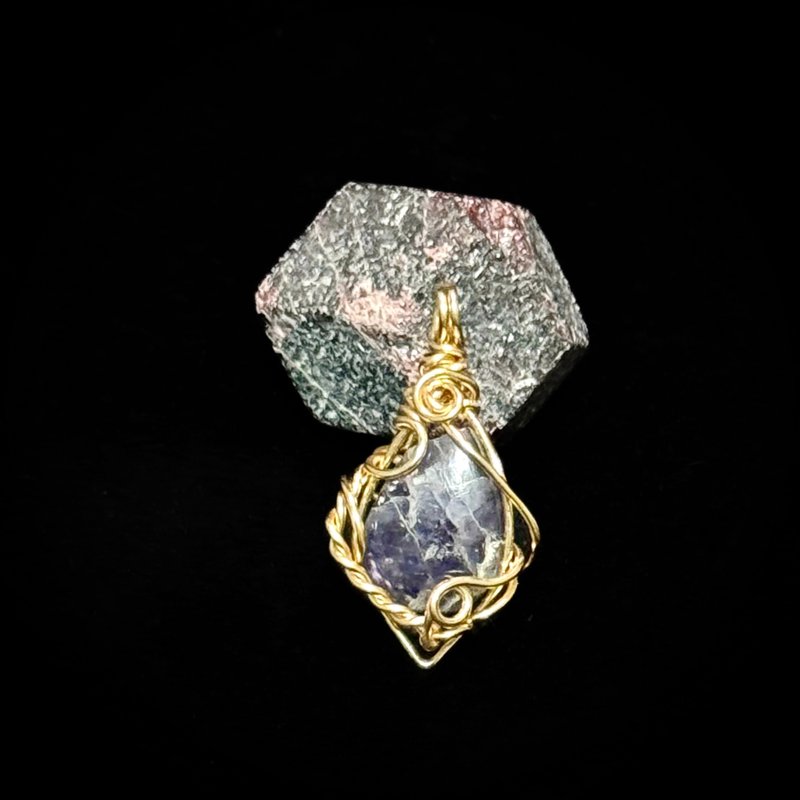 【虚空印记】NO.2 金属编织 堇青石项链 - 项链 - 水晶 紫色