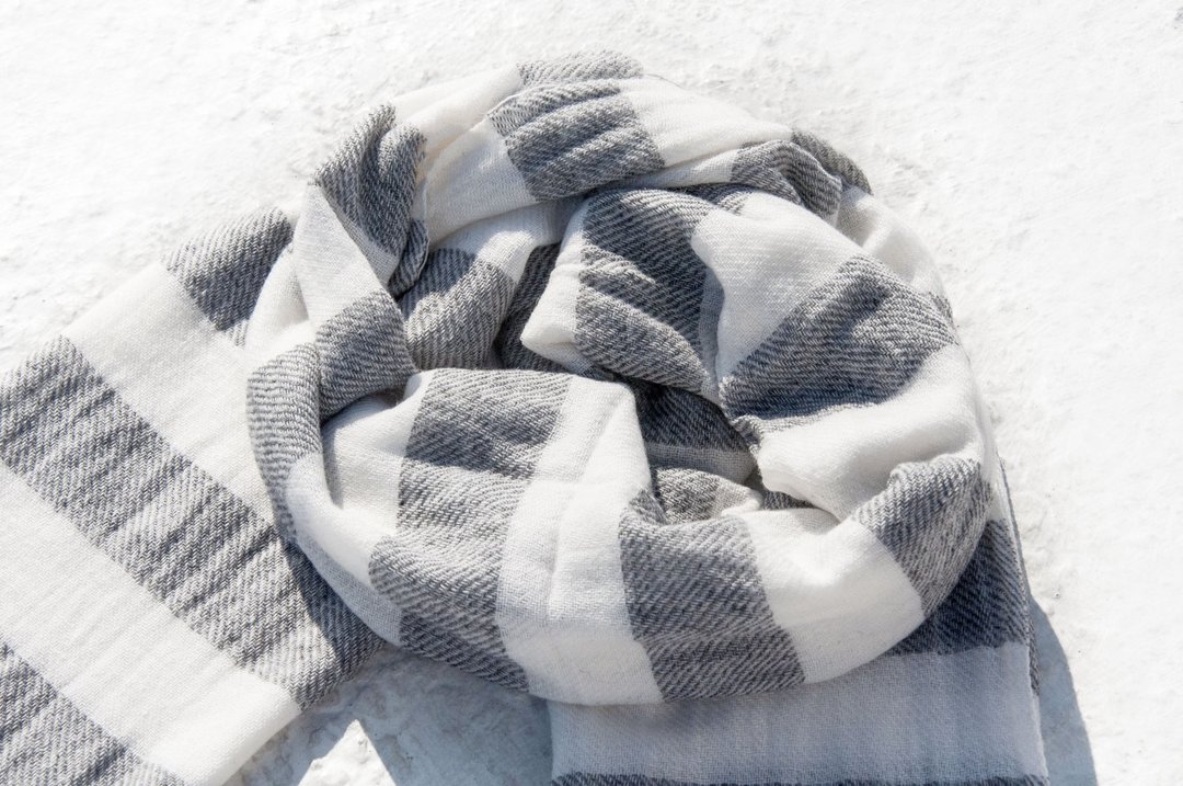 喀什米尔Cashmere/针织围巾/纯羊毛围巾/羊毛披巾-北欧灰色白色 - 围巾/披肩 - 羊毛 多色