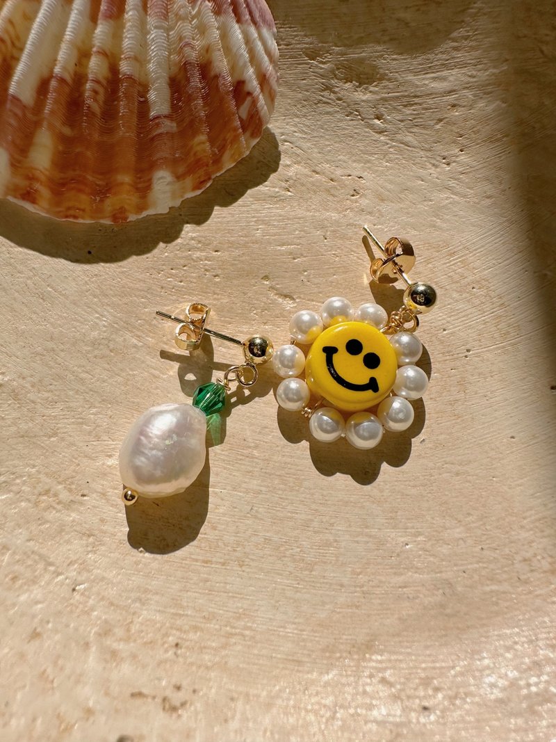 【热卖】笑脸 玻璃 串珠 淡水珍珠耳环 | Y2K 千禧风饰物 | - 耳环/耳夹 - 珍珠 