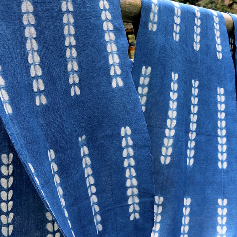 倚山人 |魅叶| indigo简约中厚春秋衣服扎染蓝染土布抱枕布宽40cm - 编织/刺绣/羊毛毡/裁缝 - 棉．麻 