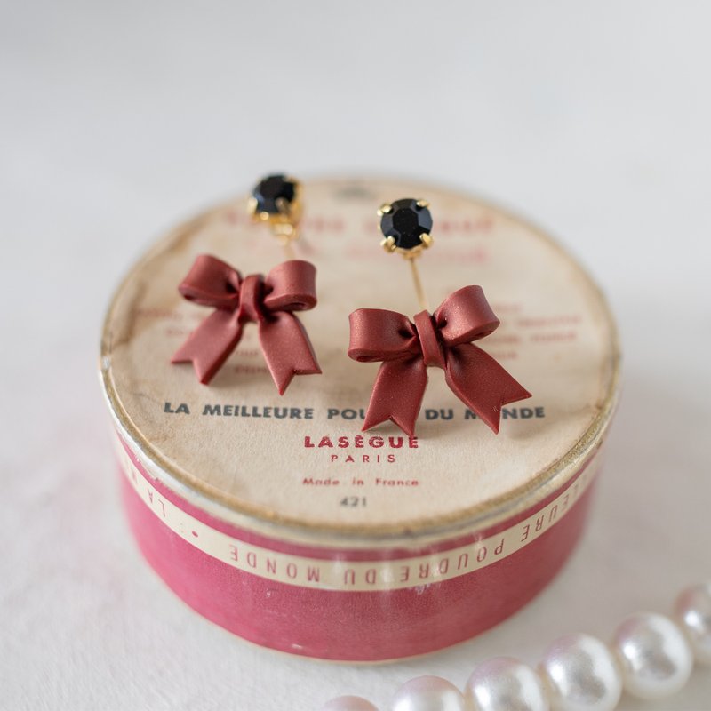 蝴蝶结 软陶耳环 / 耳夹 / 耳针/ Luminous Red - 耳环/耳夹 - 粘土 红色