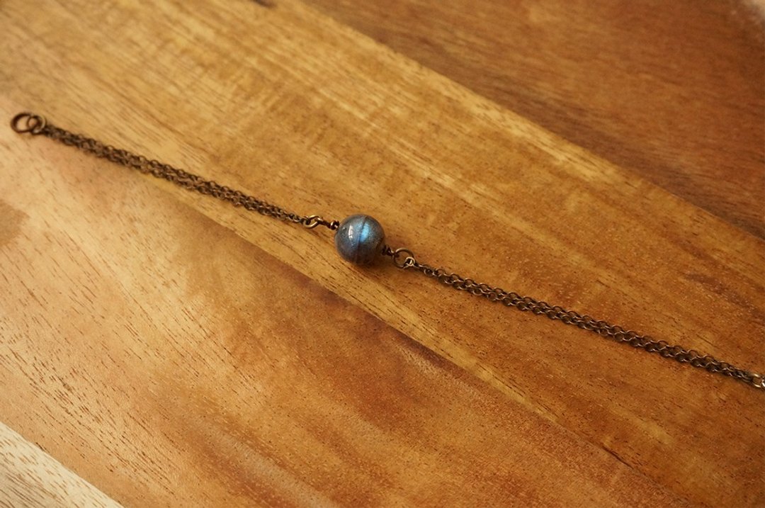 拉长石星空体简约青铜手链 MINIMAL LABRADORITE PLANET BRACELET 项链 水晶  天然石 星球 简约 - 耳环/耳夹 - 宝石 蓝色