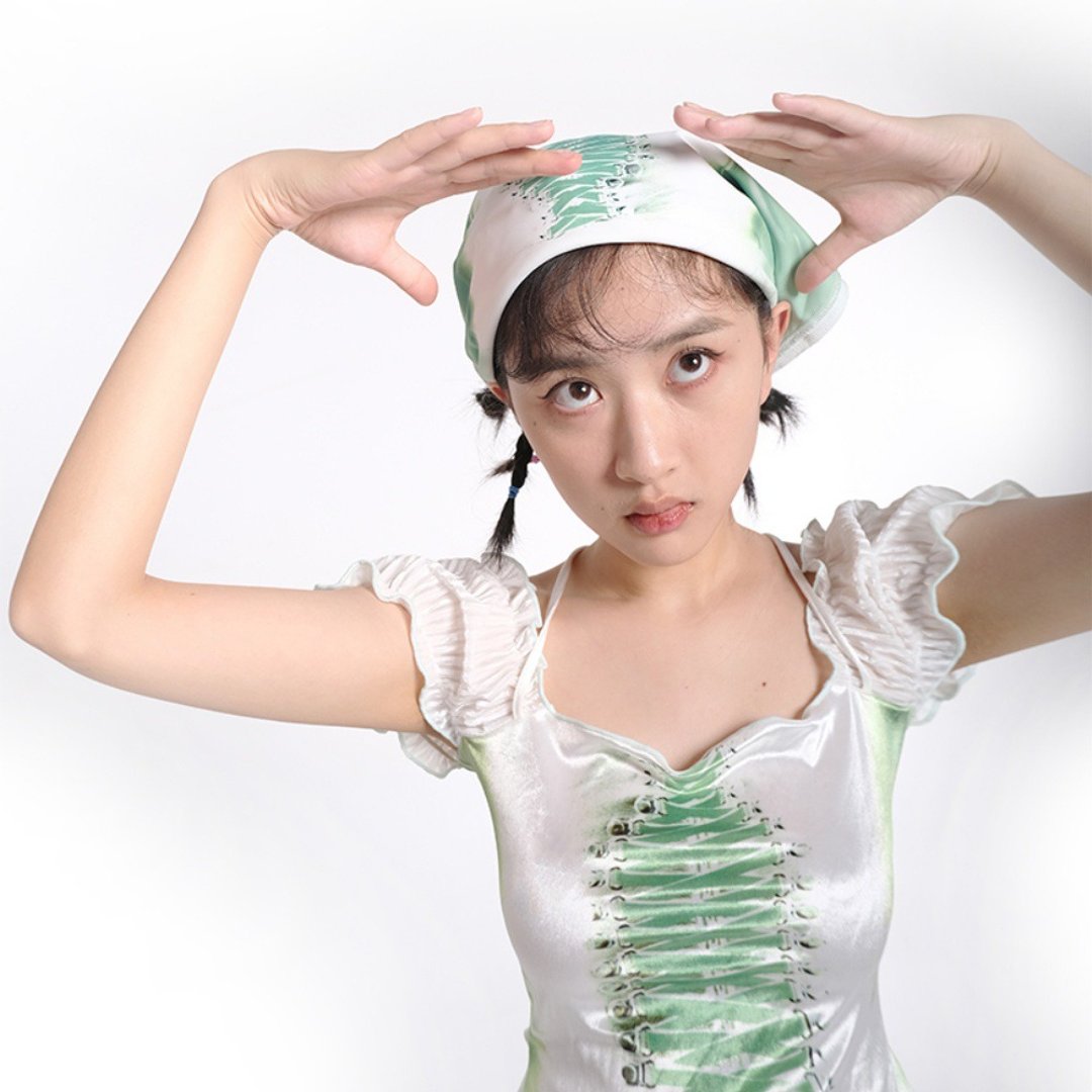 薄荷绿绑带胸衣丝绒印花短袖上衣 - 女装 T 恤 - 其他材质 绿色