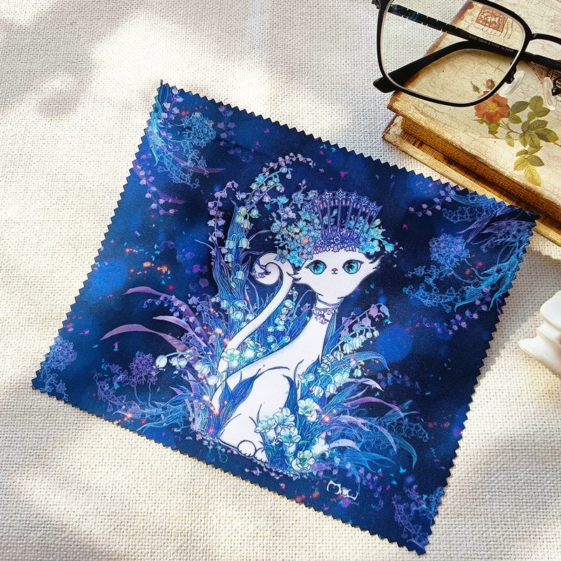 【好喵】擦拭布/眼镜布/拭镜布-靛蓝优雅女王猫 - 眼镜盒/眼镜布 - 聚酯纤维 
