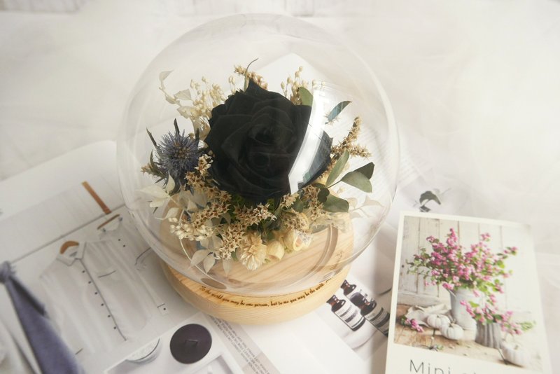 黑玫瑰不凋花玻璃罩夜灯【唯我所有】情人节礼/告白/毕业礼/生日 - 摆饰 - 植物．花 黑色