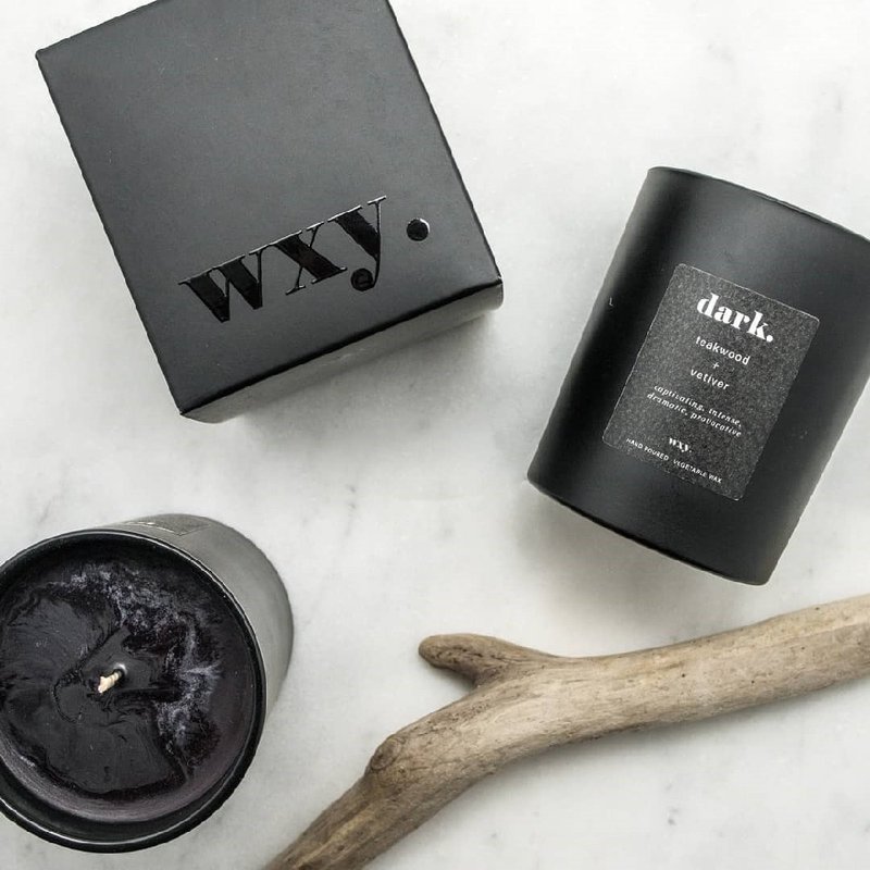 【英国 wxy】经典黑蜡烛- dark. 柚木 & 岩兰草 /200g - 蜡烛/烛台 - 玻璃 黑色