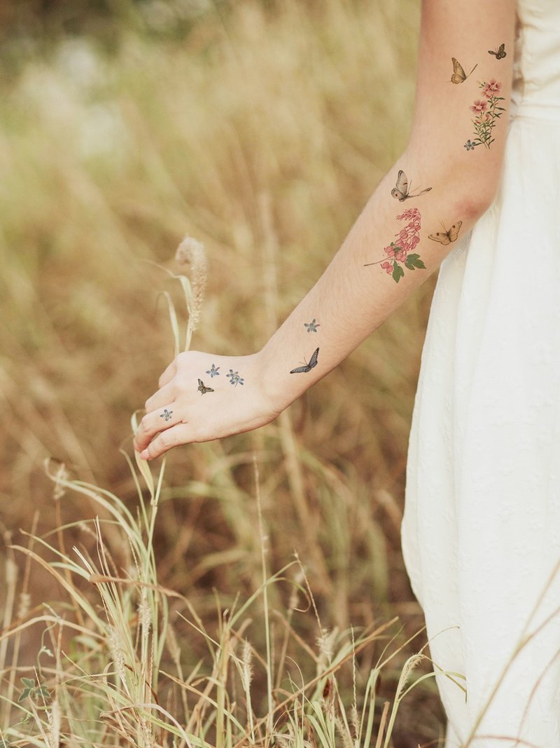 蝶舞花間 -2入紋身貼紙 PAPERSELF X 故宮博物院 聯名款設計 - 纹身贴 - 纸 多色