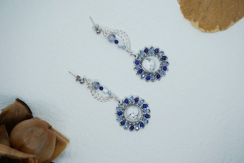 飞机耳 / 原创耳饰 x 金属线创作 / 【冬日青花】/ 白松石/青金石 - 耳环/耳夹 - 半宝石 