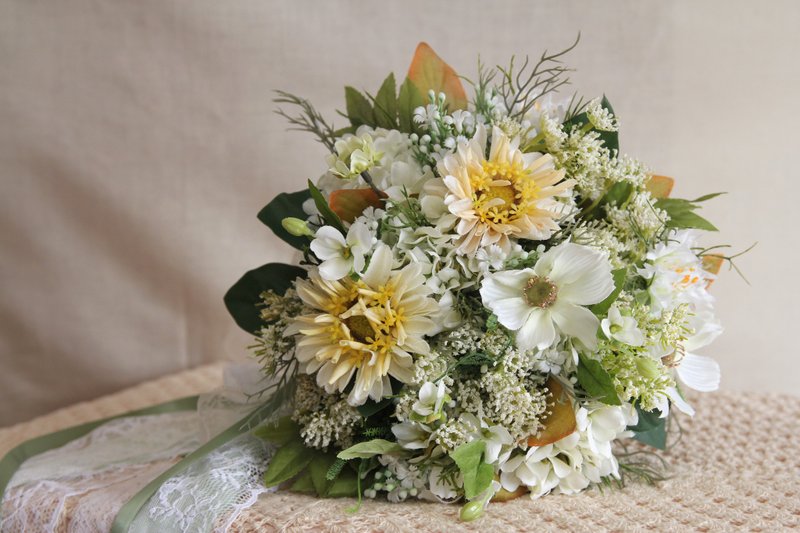 新娘捧花 欧式捧花 捧花 花束 定制订作捧花 婚礼小物 伴娘捧花 - 植栽/盆栽 - 植物．花 白色