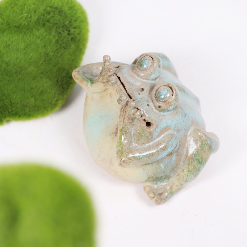 明芽窑 l 青蛙陶偶 - 花瓶/陶器 - 陶 绿色