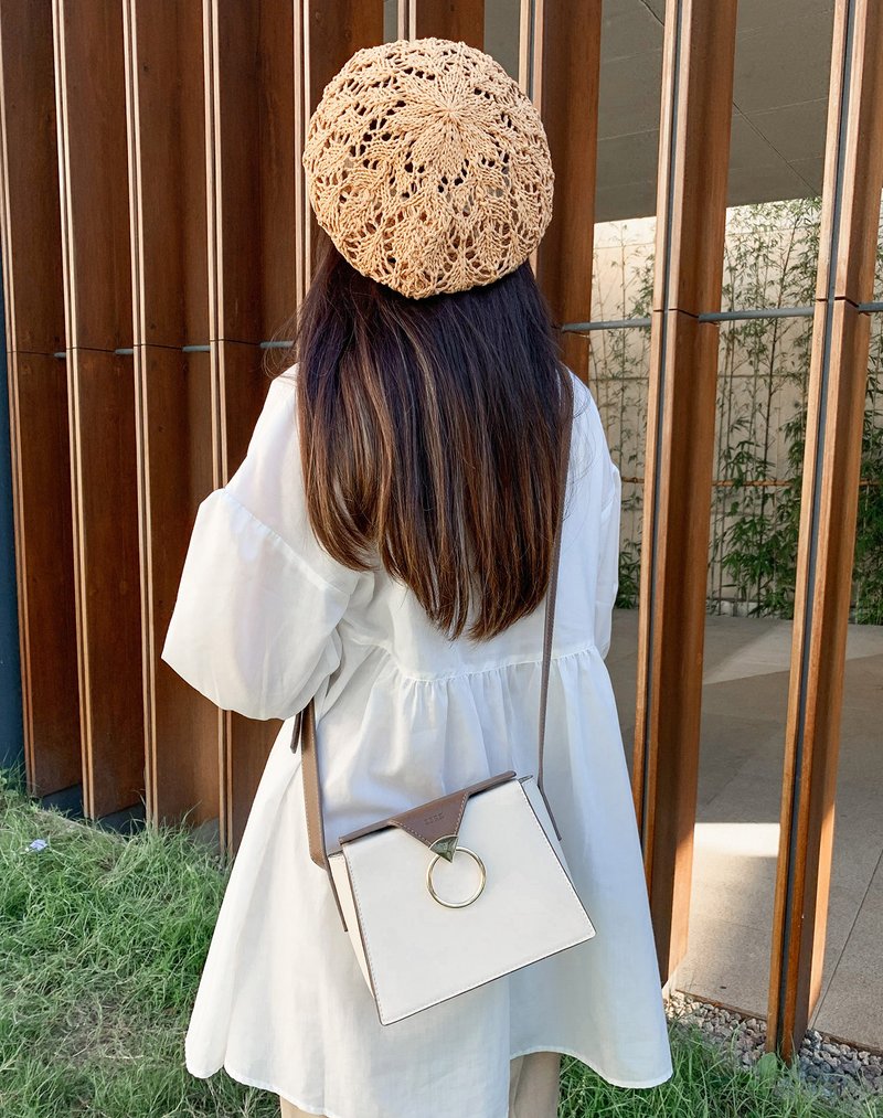 复古风纯素皮革Rosie Mini 迷你 斜背 盒子包 随身手机包 摩卡白 - 侧背包/斜挎包 - 人造皮革 咖啡色