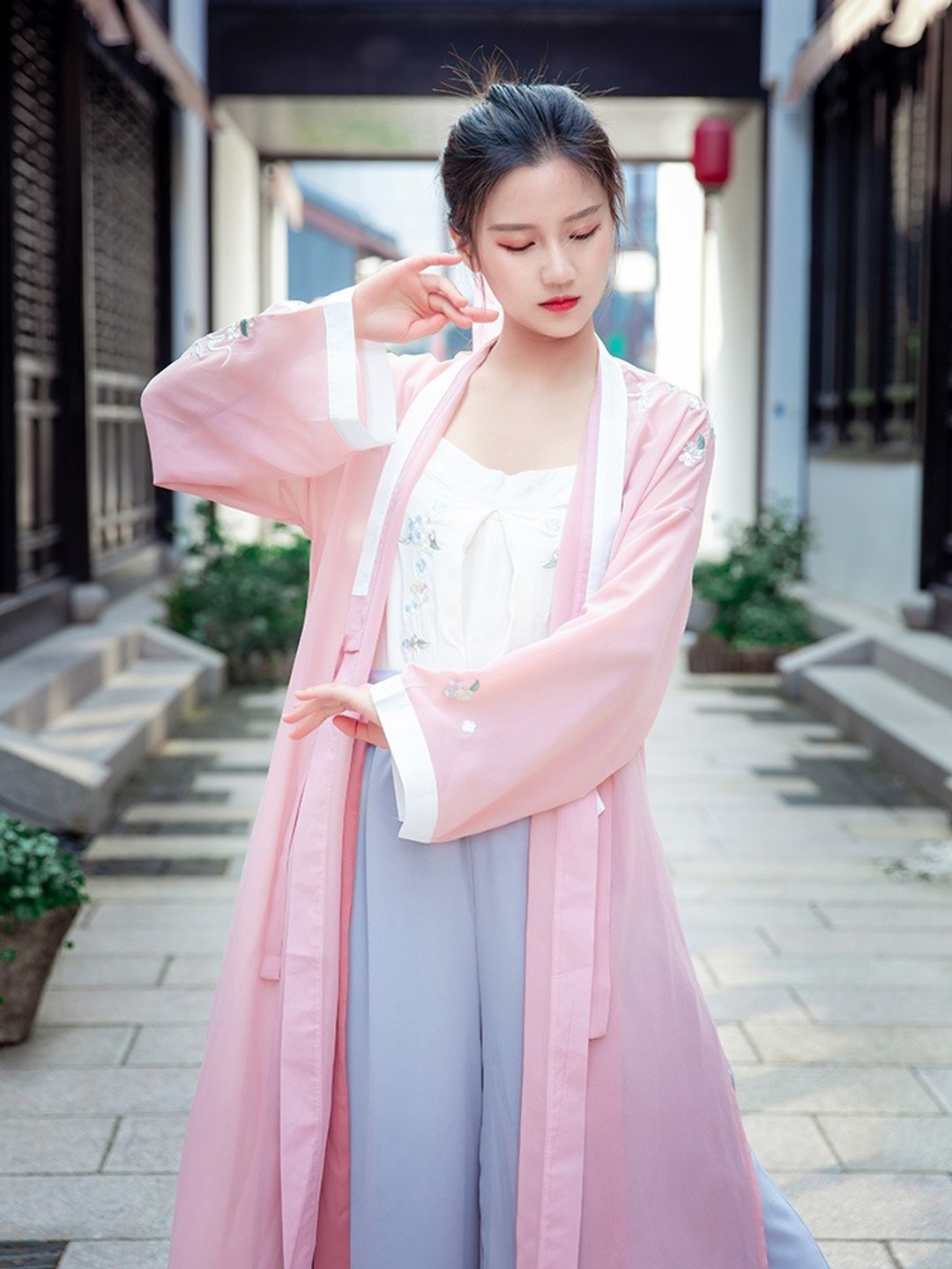 粉色罩衫 宋制漢服 長款繫帶日常褙子外套 復古改良新中式國風 - 女装休闲/机能外套 - 聚酯纤维 粉红色