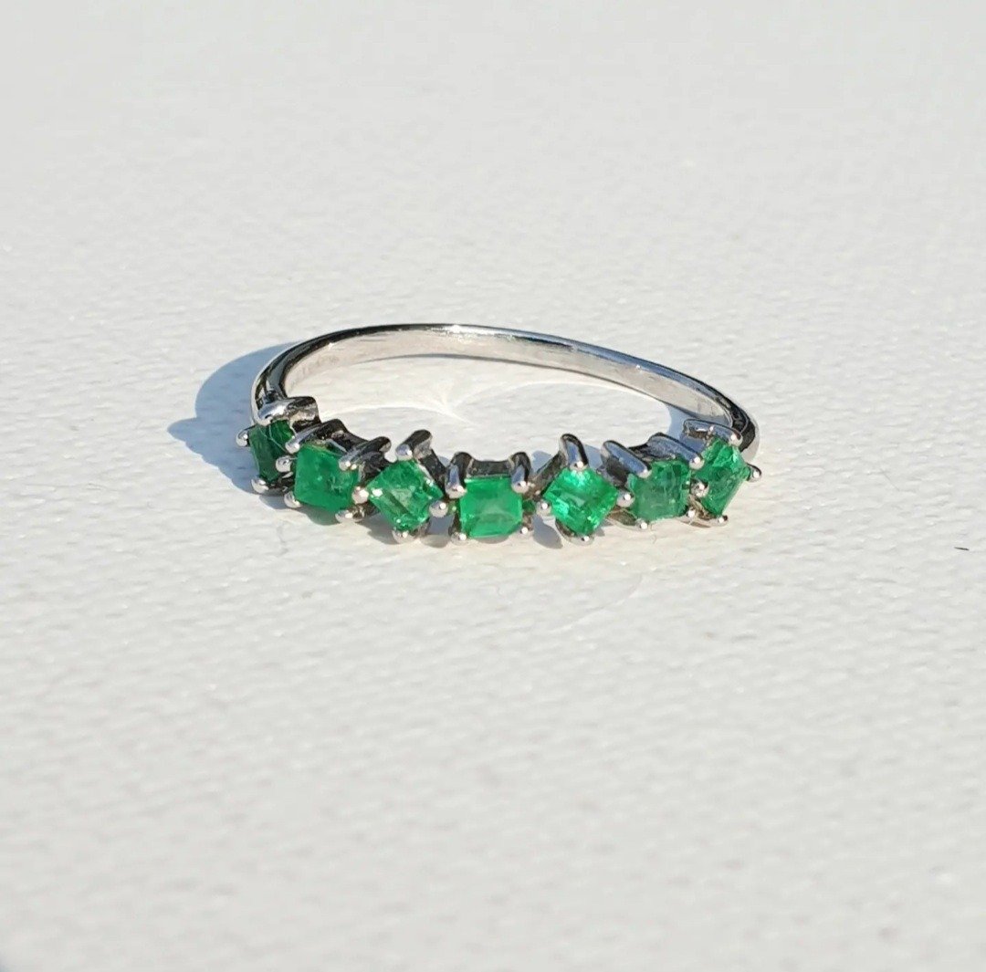 Emerald ring (Emerald from Zambia) Silver in white gold plated - 戒指 - 宝石 绿色