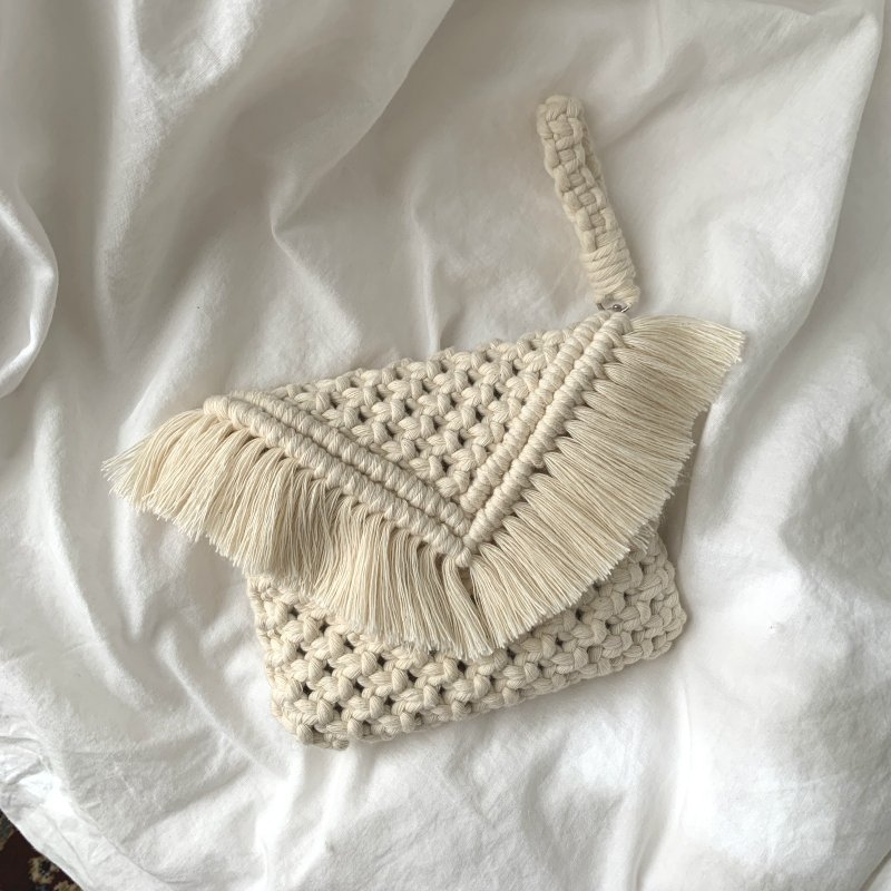 Macrame 编织  手拿包 l 波希米亚风 l 清新简约 - 手拿包 - 棉．麻 白色