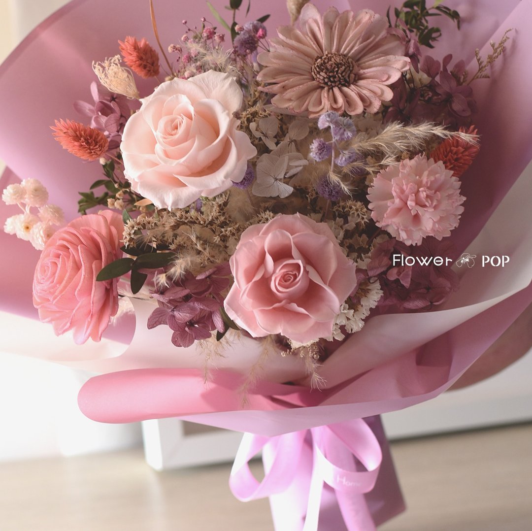 达芙妮 母亲节花束  母亲节礼物 拍婚纱照捧花 永生花束 干燥花 - 植栽/盆栽 - 植物．花 粉红色