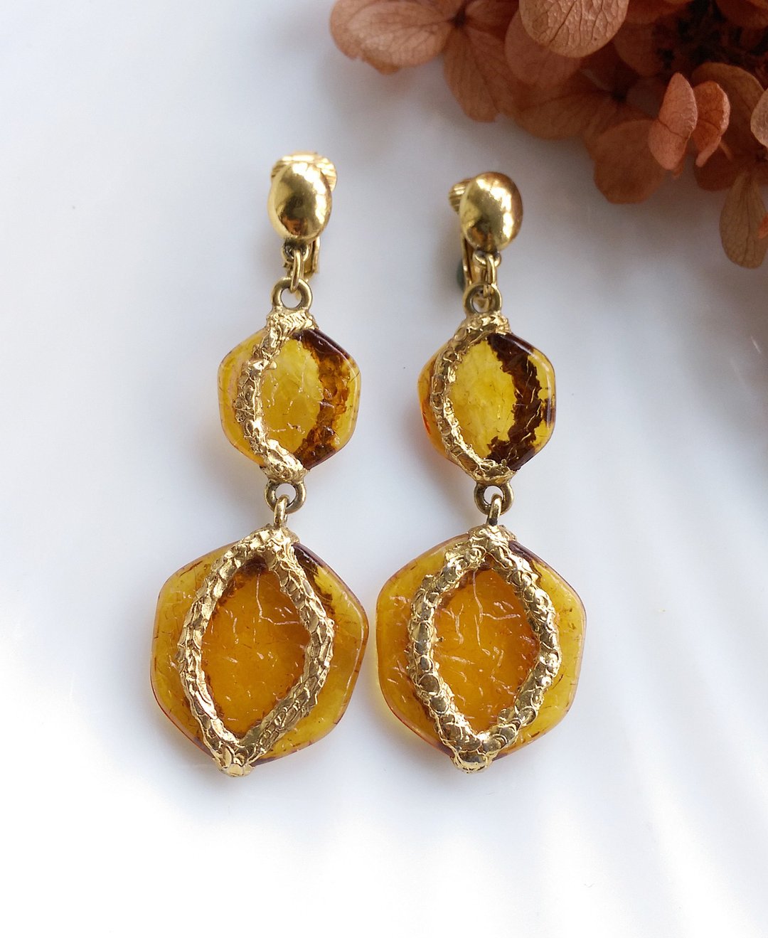 Vintage Jewelry 西洋古董饰品 琥珀色调 双面 垂坠 夹式耳环 - 耳环/耳夹 - 其他材质 金色
