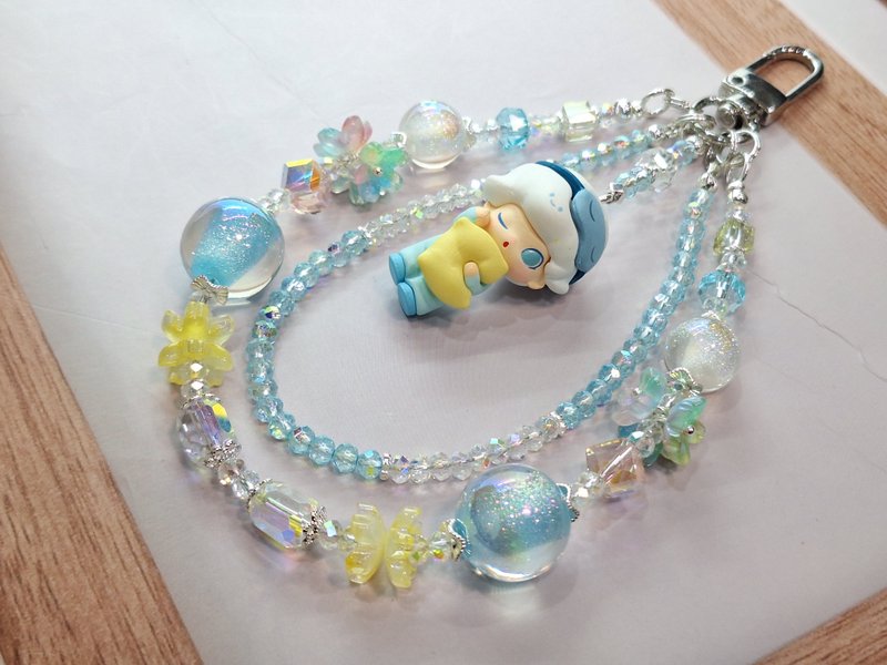 可爱萌粒抱枕男孩手机链 - 钥匙链/钥匙包 - 半宝石 