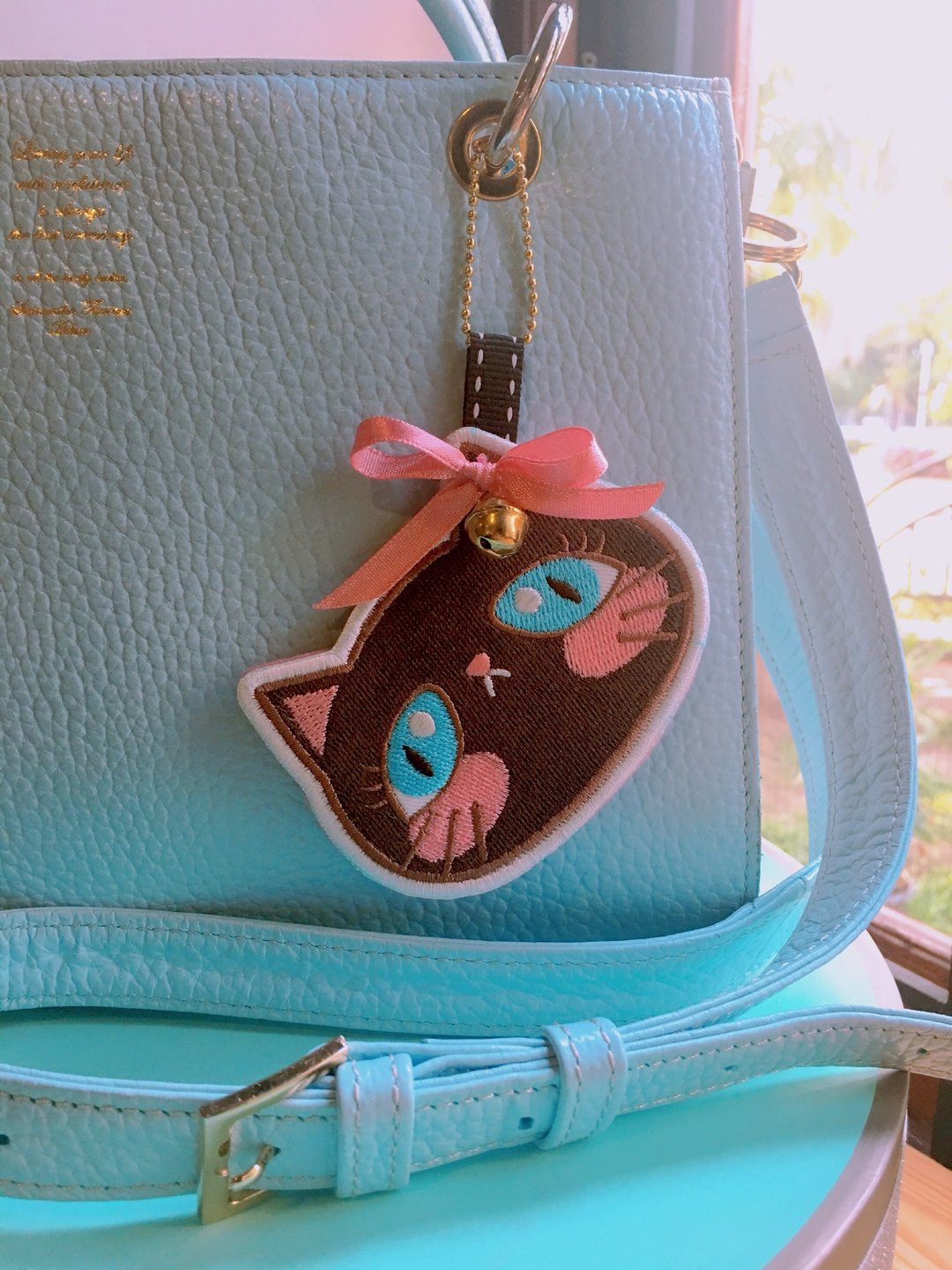 Cute Bag Charm : Black Cat (Cat no.1) - 钥匙链/钥匙包 - 绣线 咖啡色