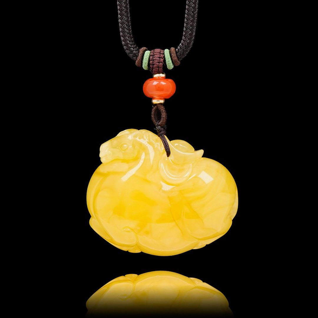 【正佳珠宝】蜜蜡琥珀 顶级白金满蜜 唐马元宝吊坠 22.2g 蜜蜡琥 - 项链 - 半宝石 多色