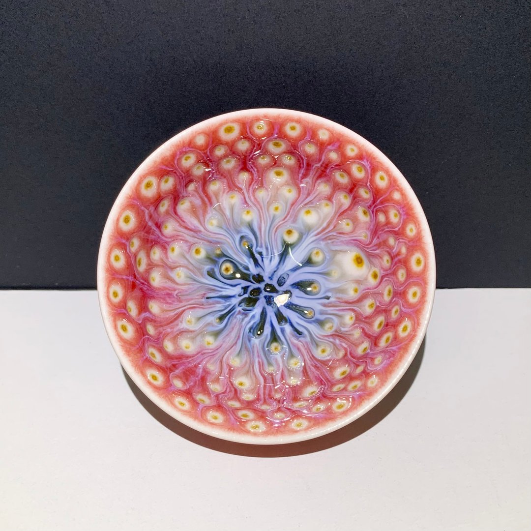 孔雀开屏圆杯 / 邱毓宁 / 莺歌烧 / A42 - 茶具/茶杯 - 瓷 多色