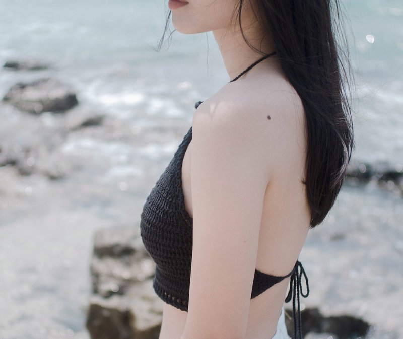 Halter Top - 女装上衣 - 其他材质 黑色