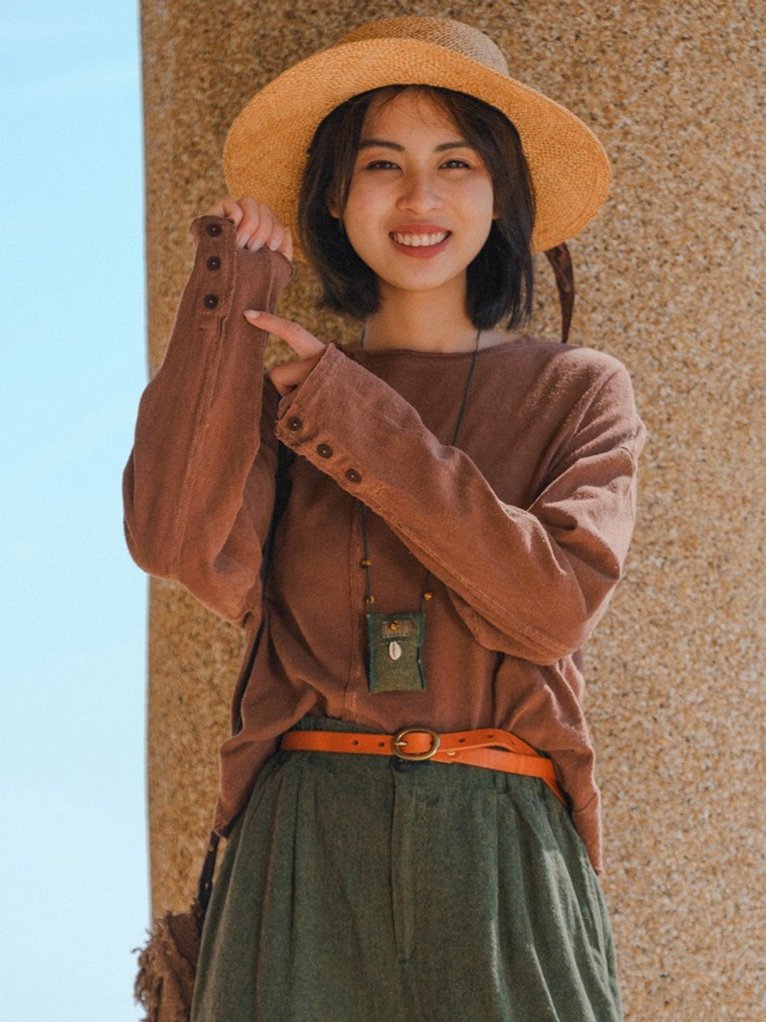白/綠/棕 植物染油絲棉麻純色圓領長袖T恤 長袖上衣 - 女装 T 恤 - 棉 咖啡色