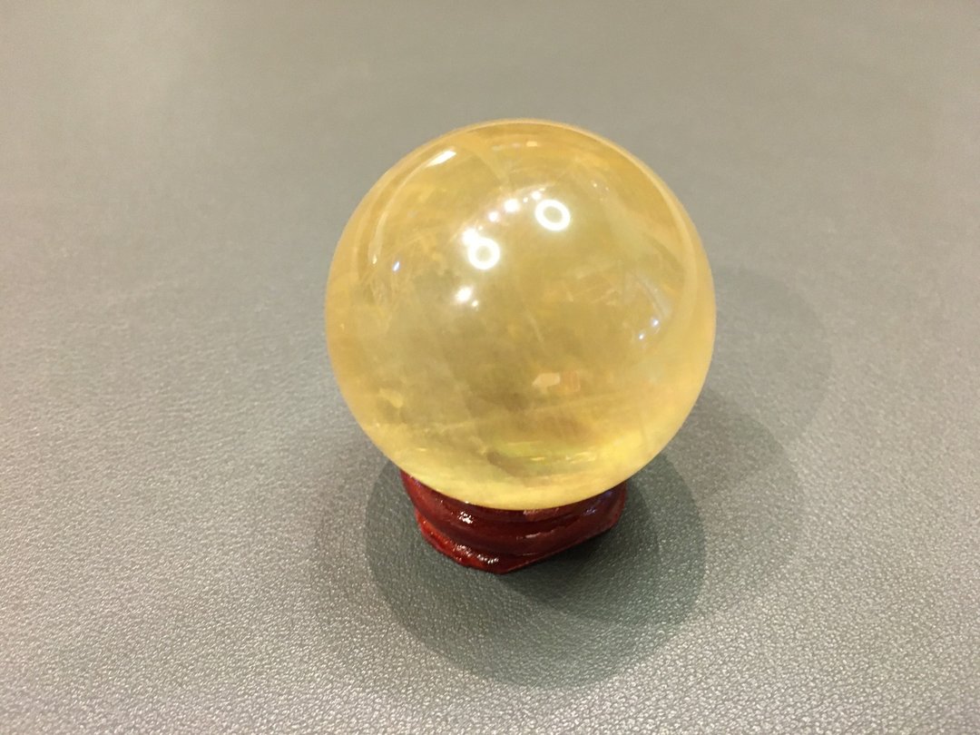 黄方解球 42mm - 消除情绪压力, 带来和平及宁静 - 摆饰 - 水晶 