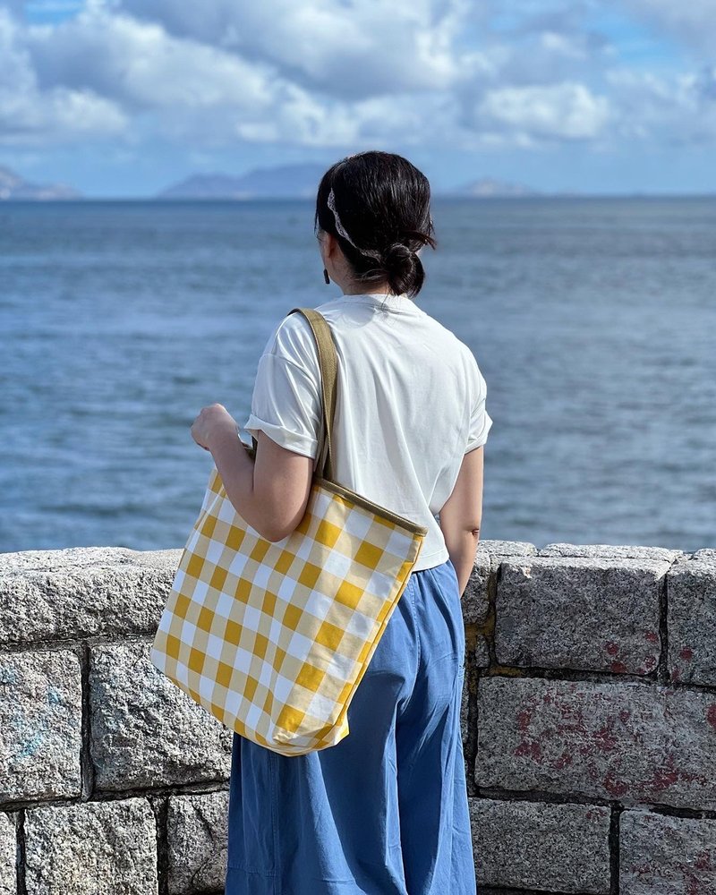 Basic TOTE XL 棉麻大布包 防水内里 折叠收纳 - 手提包/手提袋 - 棉．麻 多色